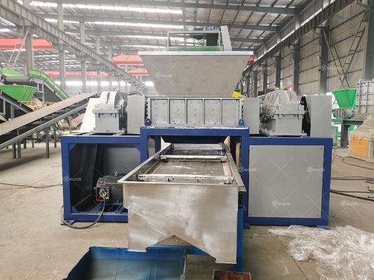 Advanced Full Automatic Waste Tire Shredding Machine / Tyre Shredder for BATTERY RECYCLE