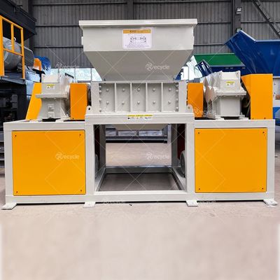 Customized Metal Plastic Tyre Shredder for Client's Requirements and Wood Pallet